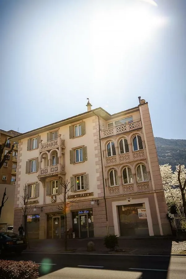 Bed & Breakfast Bed And Breakfast Sweet Home Tirano