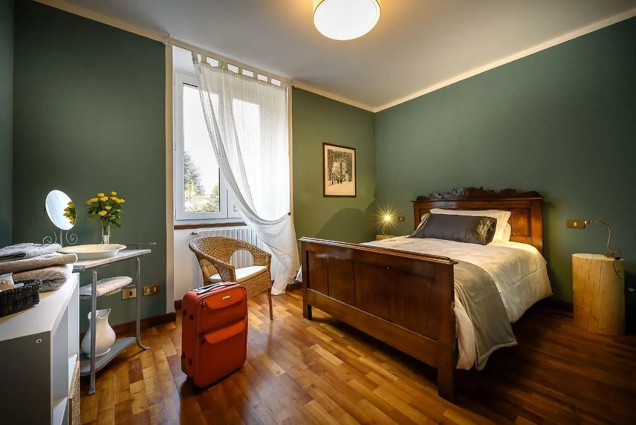 Bed And Breakfast Sweet Home Tirano Bed & Breakfast