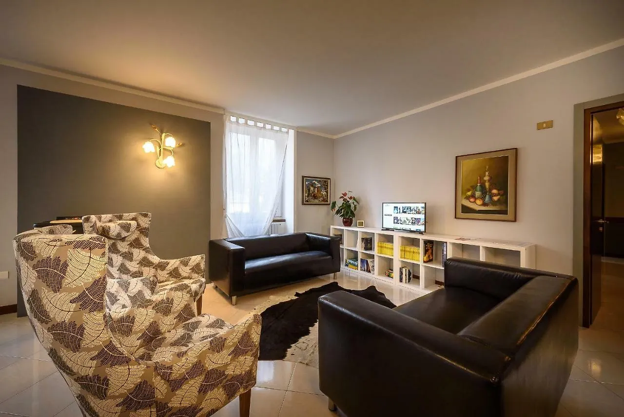 Bed & Breakfast Bed And Breakfast Sweet Home Tirano